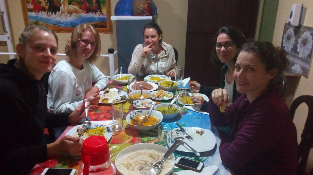 Narra Homestay Maskeliya Eksteriør bilde